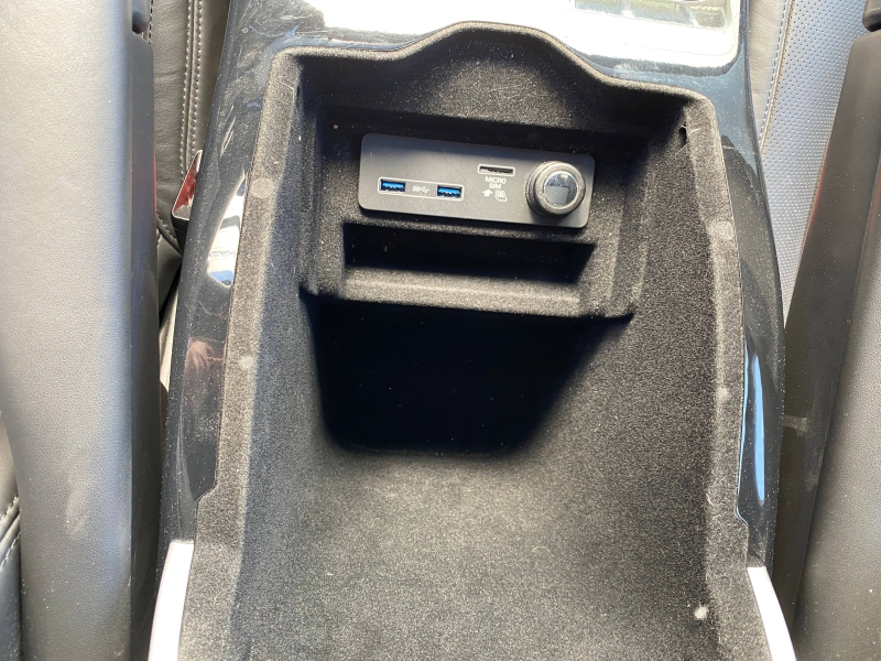 Image LAND-ROVER Range Rover 2.0 P400e 404ch Vogue SWB Mark IX