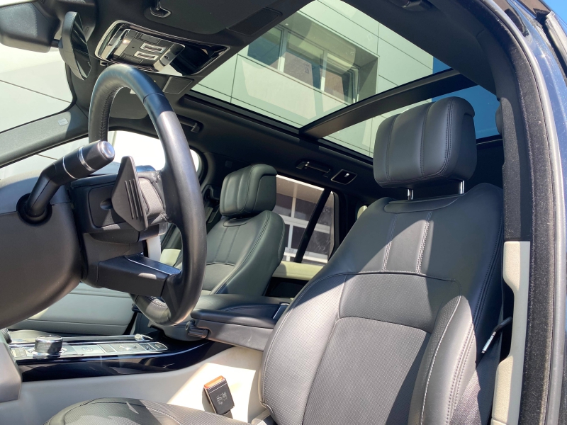 Image LAND-ROVER Range Rover 2.0 P400e 404ch Vogue SWB Mark IX