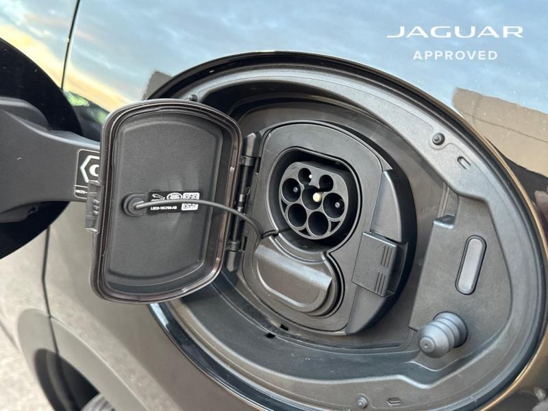 Image JAGUAR E-Pace P300e PHEV 309ch R-Dynamic HSE