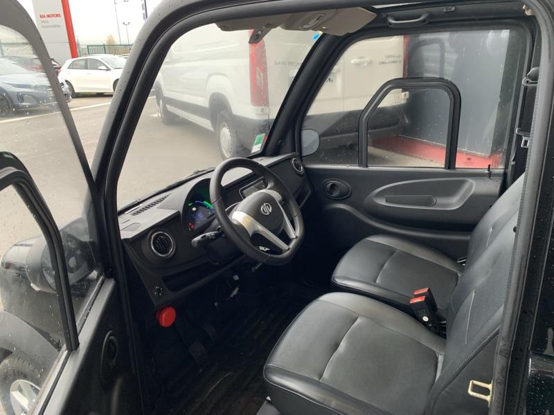 Image LIGIER JS ASPP CITY FUN voiture sans permis à partir de 14 ans