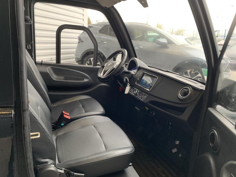 Image LIGIER JS ASPP CITY FUN voiture sans permis à partir de 14 ans