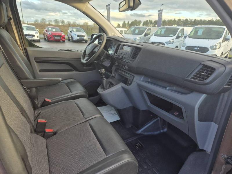 Image PEUGEOT Expert Fg Standard 1.5 BlueHDi 100ch S&S Premium