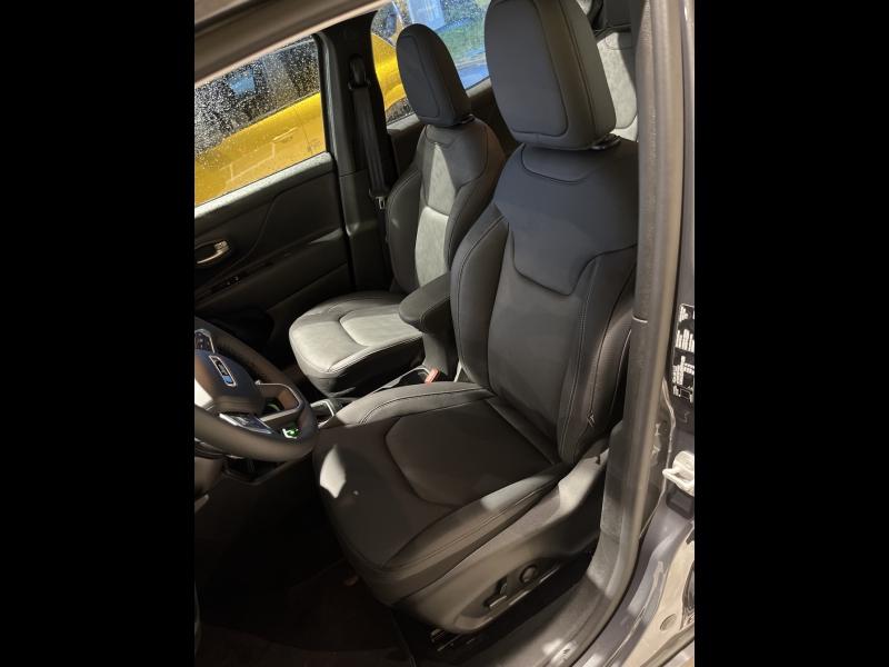 Image JEEP Renegade 1.5 Turbo T4 130ch MHEV Summit BVR7