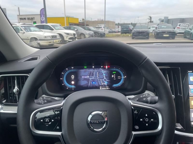 Image VOLVO V60 T6 AWD 253+145ch Plus Style Dark Geartronic 8