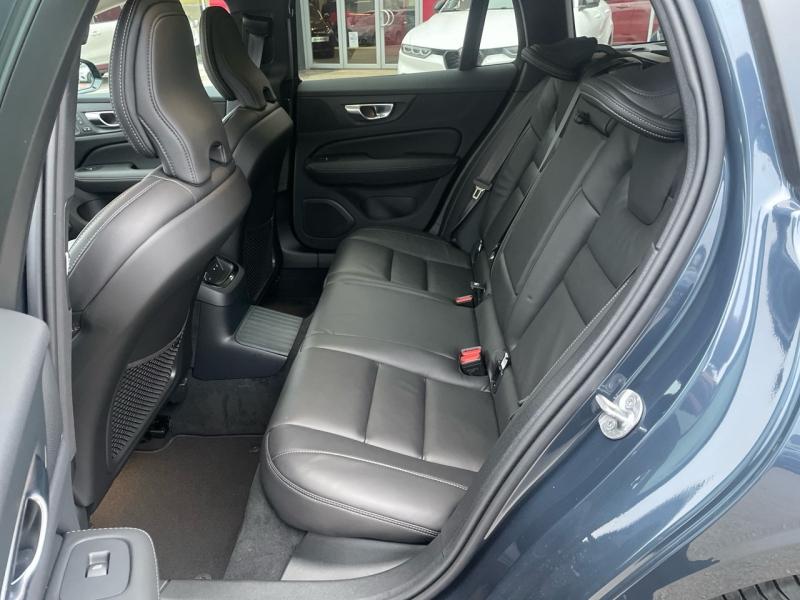 Image VOLVO V60 T6 AWD 253+145ch Plus Style Dark Geartronic 8