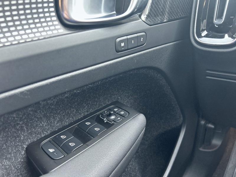 Image VOLVO XC40 P8 AWD 408ch R-Design EDT