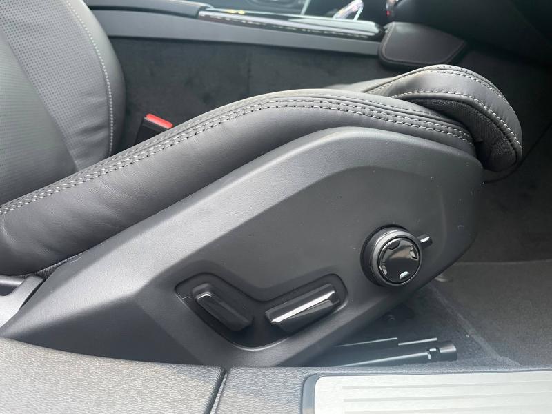 Image VOLVO V60 T6 AWD 253+145ch Plus Style Dark Geartronic 8