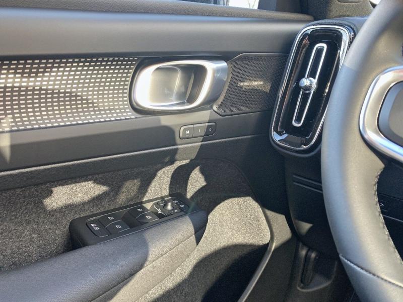 Image VOLVO XC40 B3 163ch Ultra DCT 7