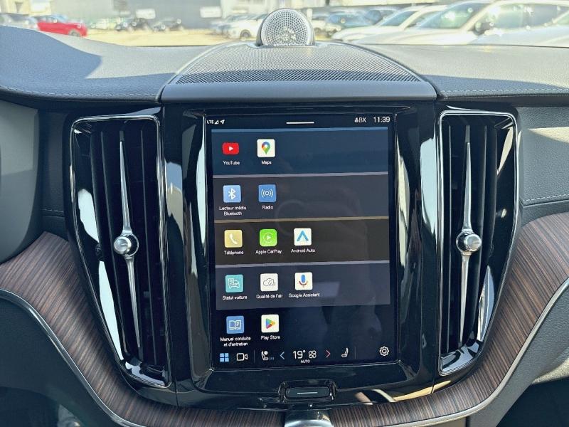 Image VOLVO XC60 T6 Hybride Rechargeable 253 + 145ch Ultra Style Dark Geartronic 8 AWD