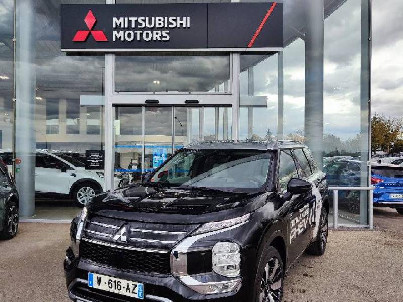 Photo MITSUBISHI Outlander 2.4 PHEV 306ch Instyle 4WD