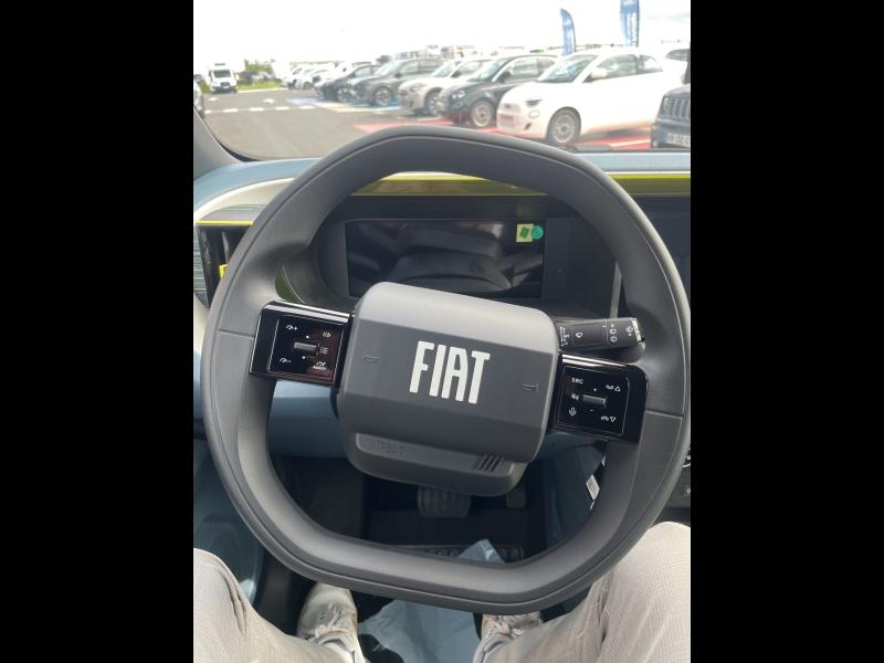 Image FIAT Grande Panda Electrique 113ch Red