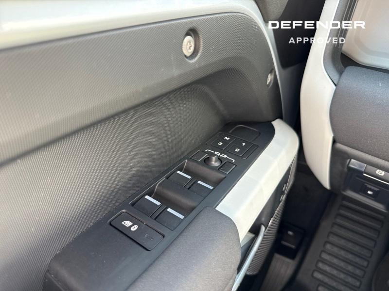 Image LAND-ROVER Defender 110 2.0 P400e SE