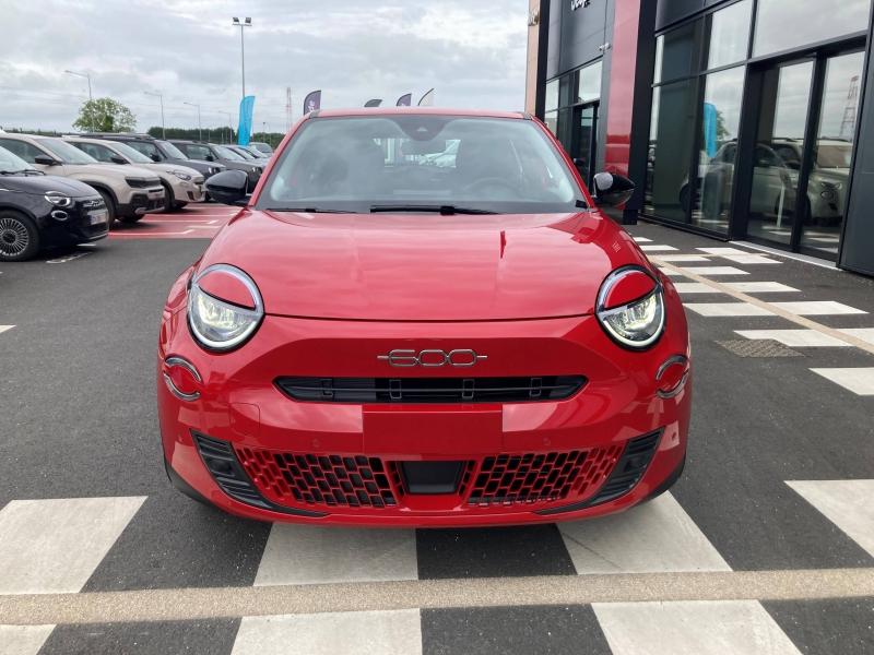 Image FIAT 600 e 156ch 54kWh Red