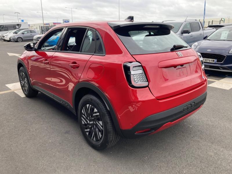 Image FIAT 600 e 156ch 54kWh Red