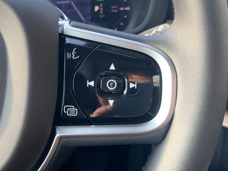 Image VOLVO XC60 T6 Hybride Rechargeable 350ch Ultra Style Dark Geartronic 8 AWD