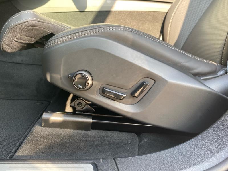 Image VOLVO XC60 T6 Hybride Rechargeable 350ch Ultra Style Dark Geartronic 8 AWD