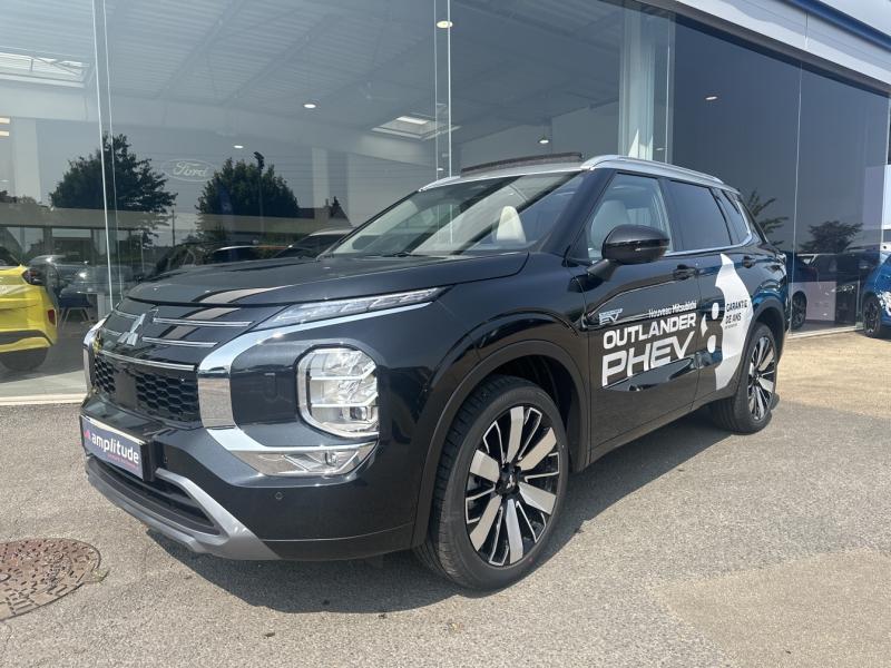 Photo MITSUBISHI Outlander 2.4 PHEV 306ch Instyle 4WD