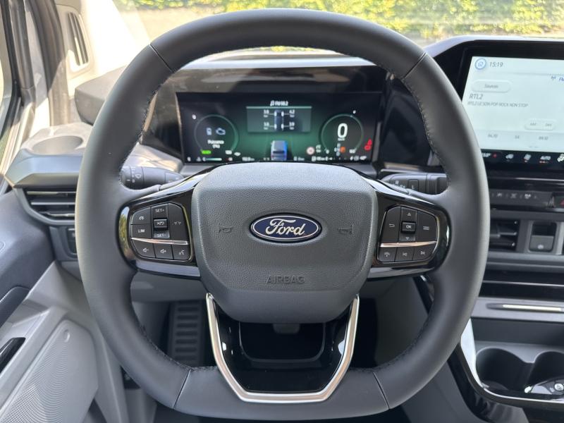 Image FORD Transit Custom Fg 320 L1H1 2.5 Duratec 232ch Hybride recheargeable Cabine Approfondie Sport CVT
