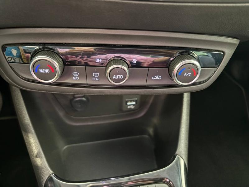 Image OPEL Crossland 1.2 Turbo 110 ch Elegance Business