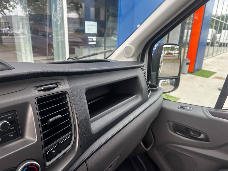 Image FORD Transit 2T Fg T330 L2H2 2.0 EcoBlue 130ch S&S Hybrid Trend Business