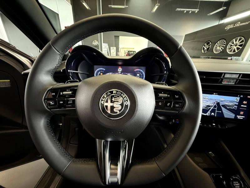 Image ALFA ROMEO Junior 1.2 Ibrida 145ch Premium e-DCT6 Q4