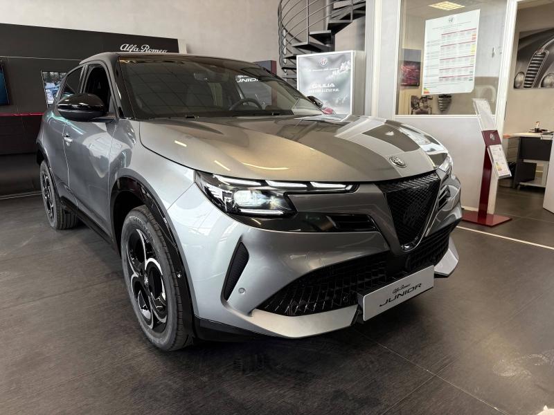 Image ALFA ROMEO Junior 1.2 Ibrida 145ch Premium e-DCT6 Q4