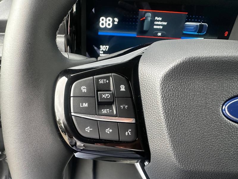 Image FORD Transit Courier Electrique 100 kW 136ch Limited