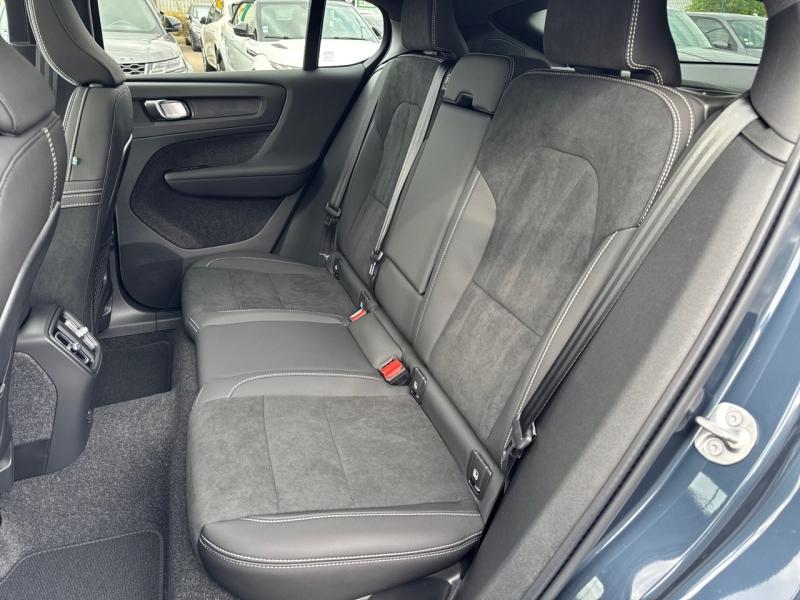 Image VOLVO EC40 Single Extended Range 252ch Black Edition