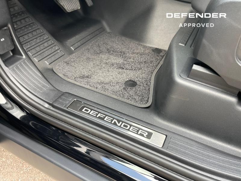 Image LAND-ROVER Defender 110 2.0 P300e X-Dynamic SE