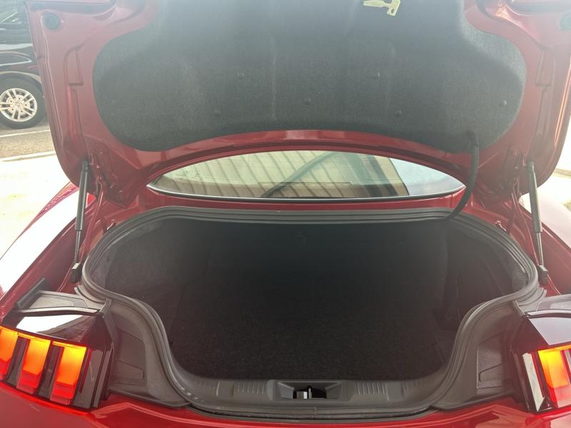 Image FORD Mustang Fastback 5.0 V8 446ch GT