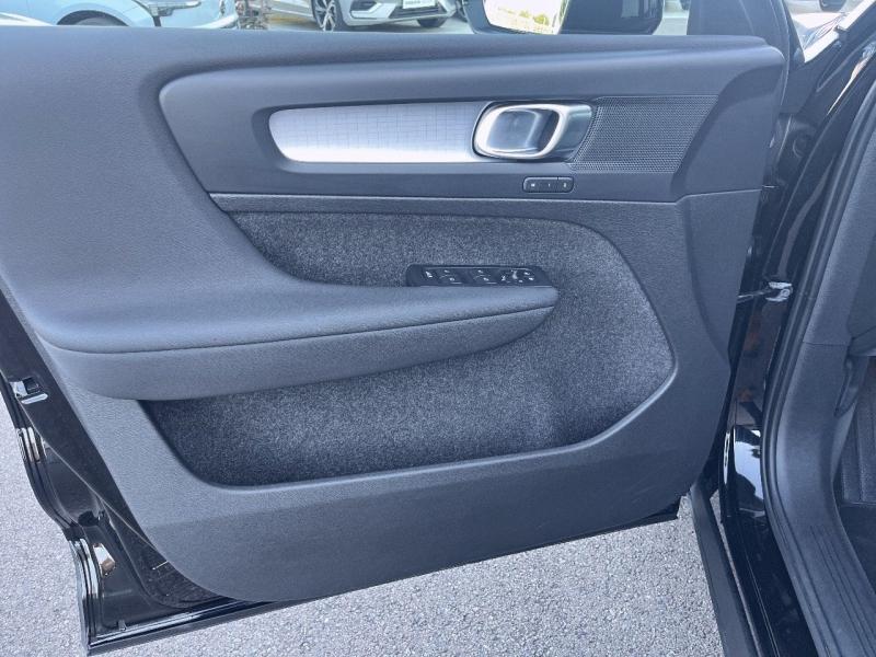 Image VOLVO XC40 B3 163ch Momentum Business DCT 7