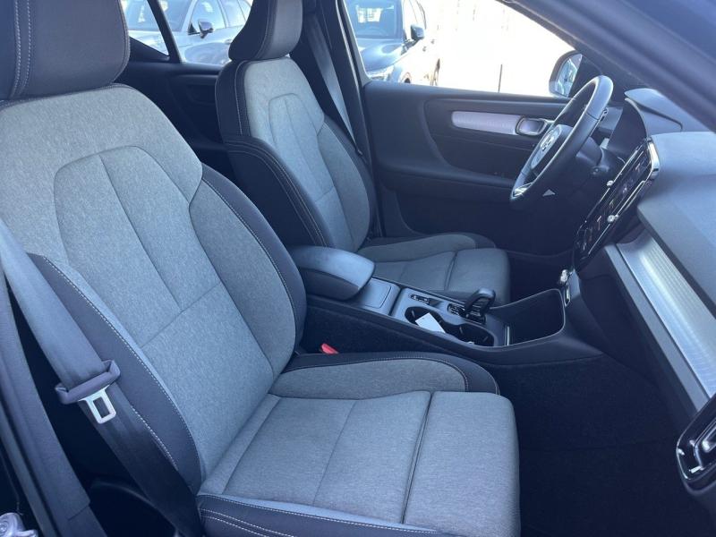 Image VOLVO XC40 B3 163ch Momentum Business DCT 7
