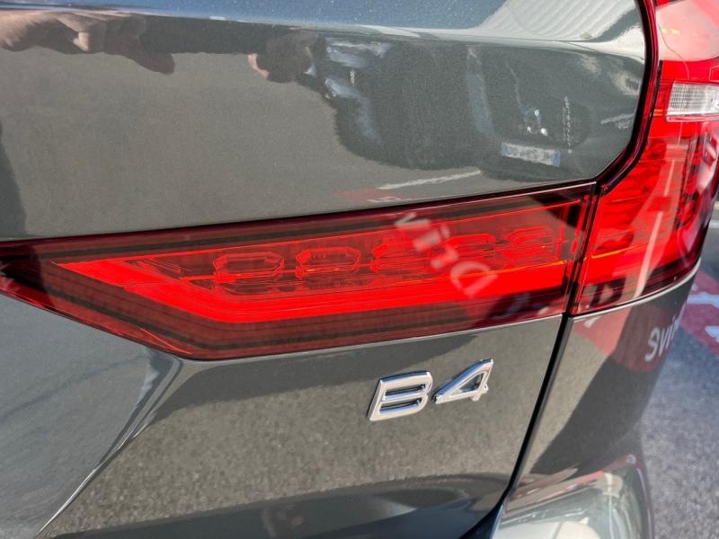 Image VOLVO V60 B4 197ch Ultra Style Dark DCT 7