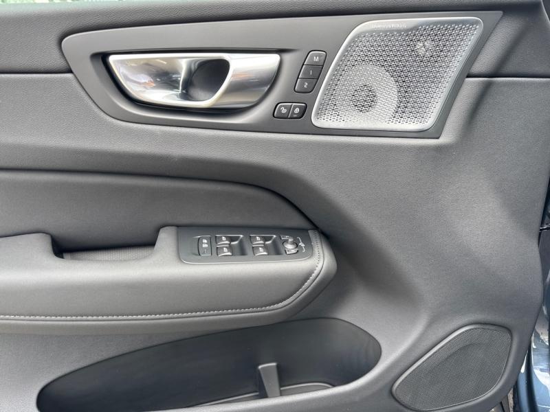 Image VOLVO XC60 T6 Hybride Rechargeable 350ch Ultra Style Dark Geartronic 8 AWD