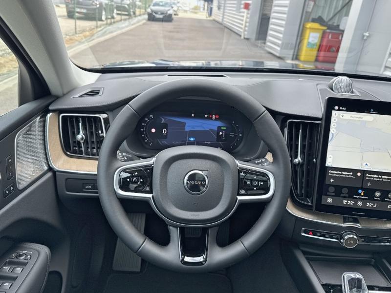 Image VOLVO XC60 T6 Hybride Rechargeable 350ch Ultra Style Dark Geartronic 8 AWD