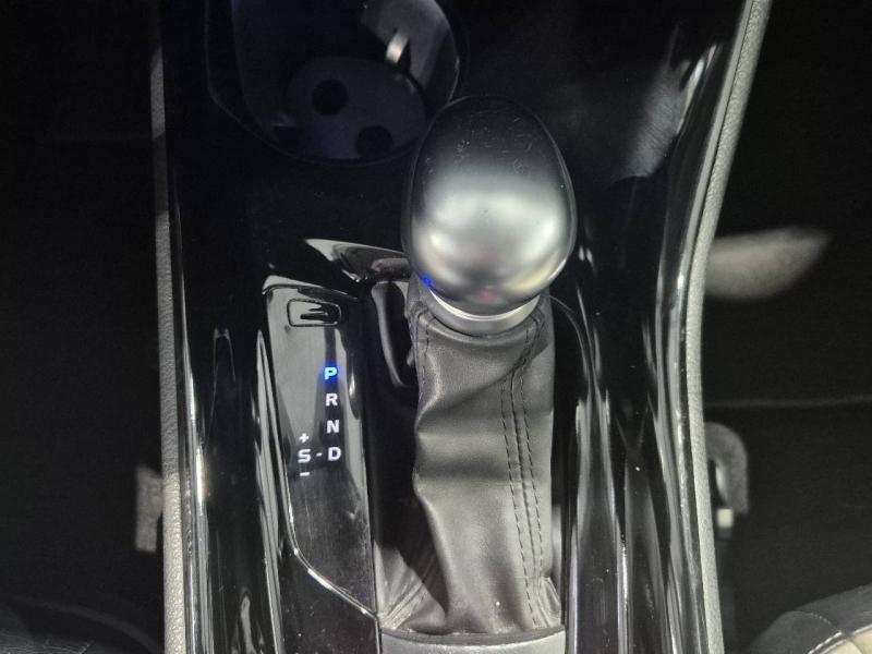 Image TOYOTA C-HR 184h Collection 2WD E-CVT MC19