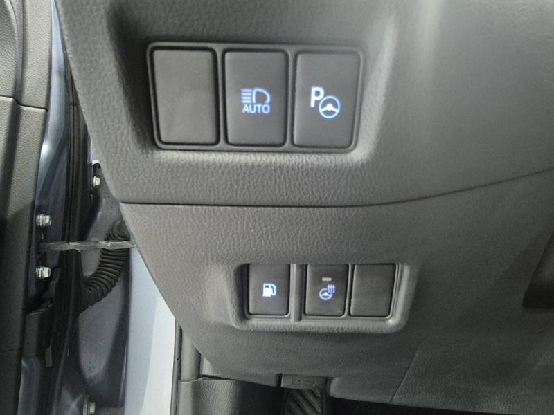 Image TOYOTA C-HR 184h Collection 2WD E-CVT MC19