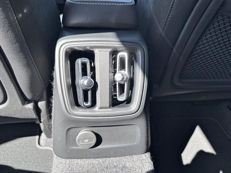 Image VOLVO XC40 T5 Recharge 180 + 82ch R-Design DCT 7