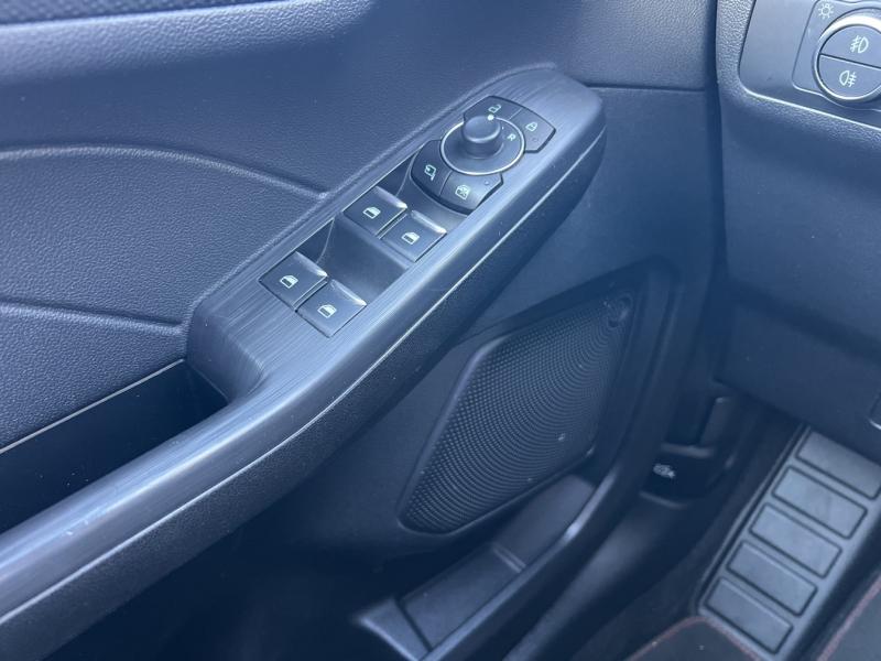 Image FORD Kuga 2.5 Duratec 190ch FHEV E85 ST-Line BVA