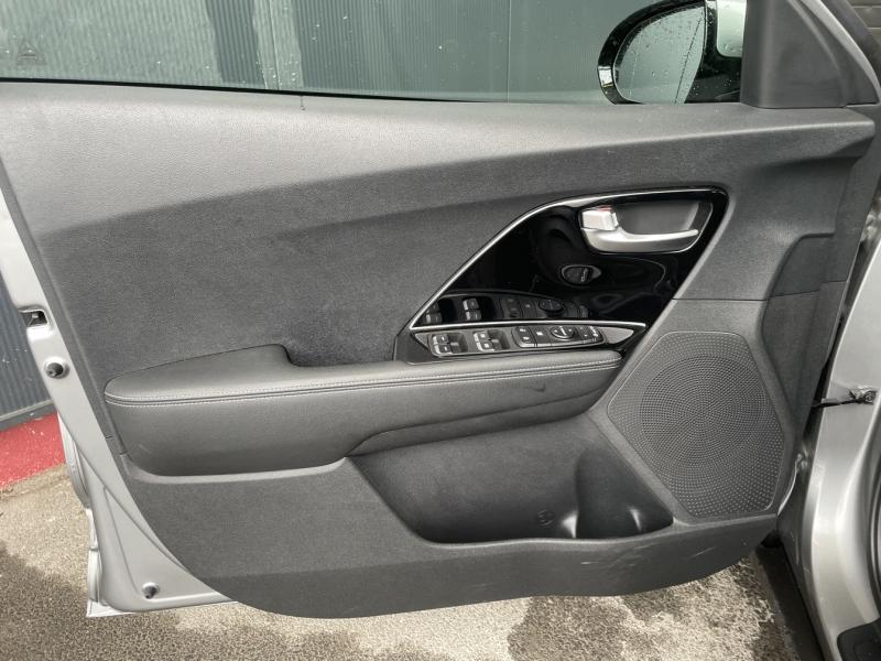 Image KIA Niro 1.6 GDi 105ch ISG + électrique 43.5ch Lounge DCT6 MY22