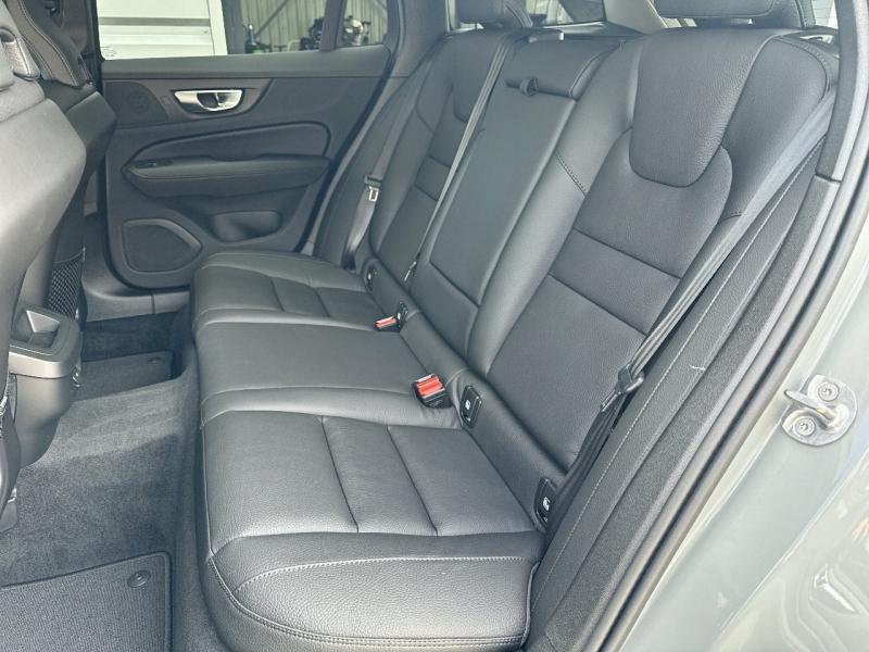 Image VOLVO V60 B4 197ch Plus Style Dark DCT 7