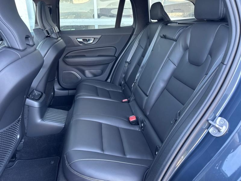 Image VOLVO V60 T6 AWD 253+145ch Plus Style Dark Geartronic 8