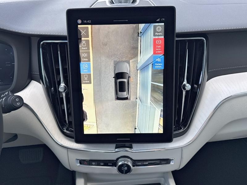 Image VOLVO XC60 T6 Hybride Rechargeable 350ch Ultra Style Dark Geartronic 8 AWD