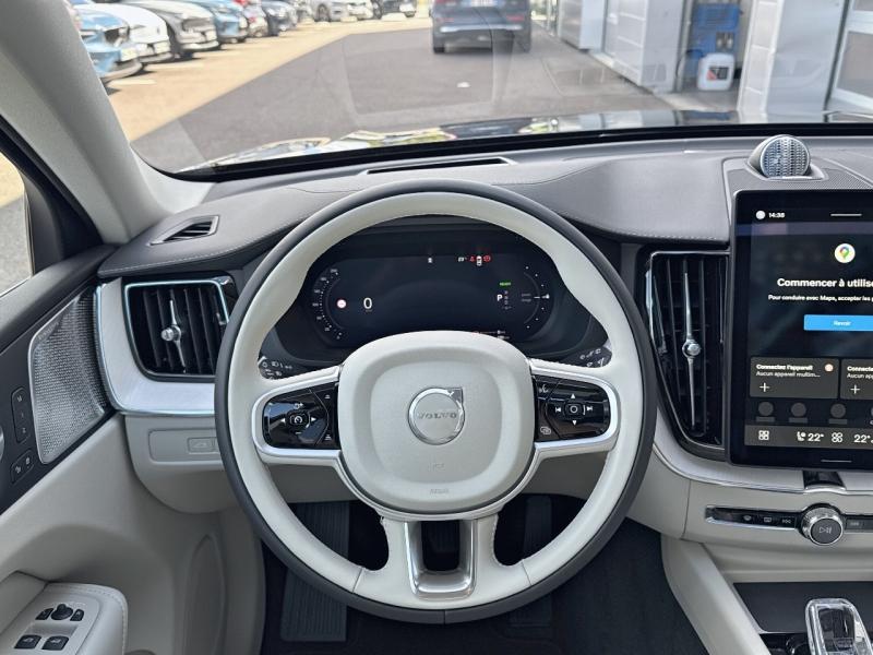 Image VOLVO XC60 T6 Hybride Rechargeable 350ch Ultra Style Dark Geartronic 8 AWD