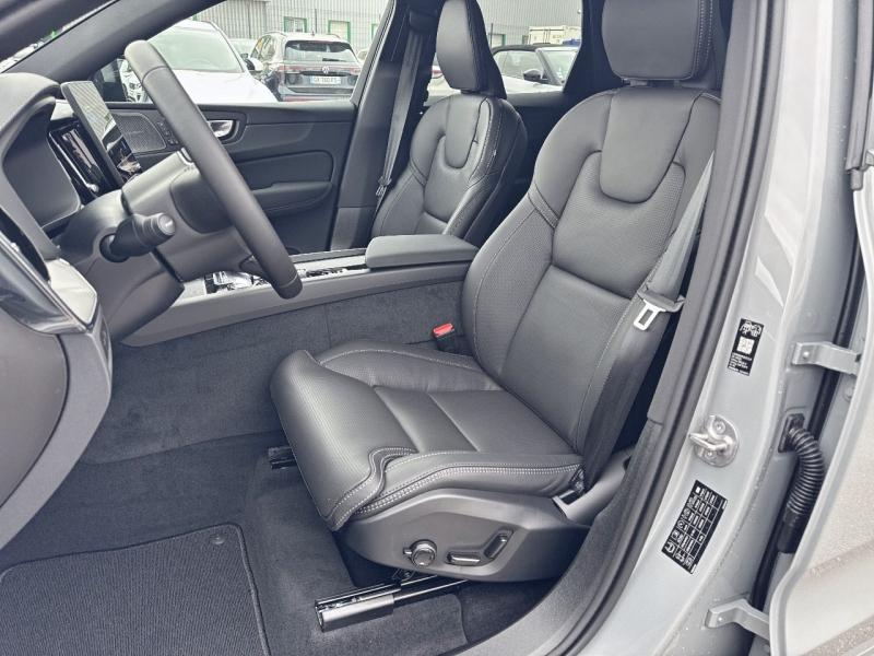 Image VOLVO XC60 T6 Hybride Rechargeable 350ch Black Edition Geartronic 8 AWD