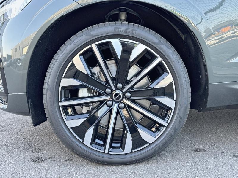 Image VOLVO XC60 T6 Hybride Rechargeable 350ch Ultra Style Dark Geartronic 8 AWD