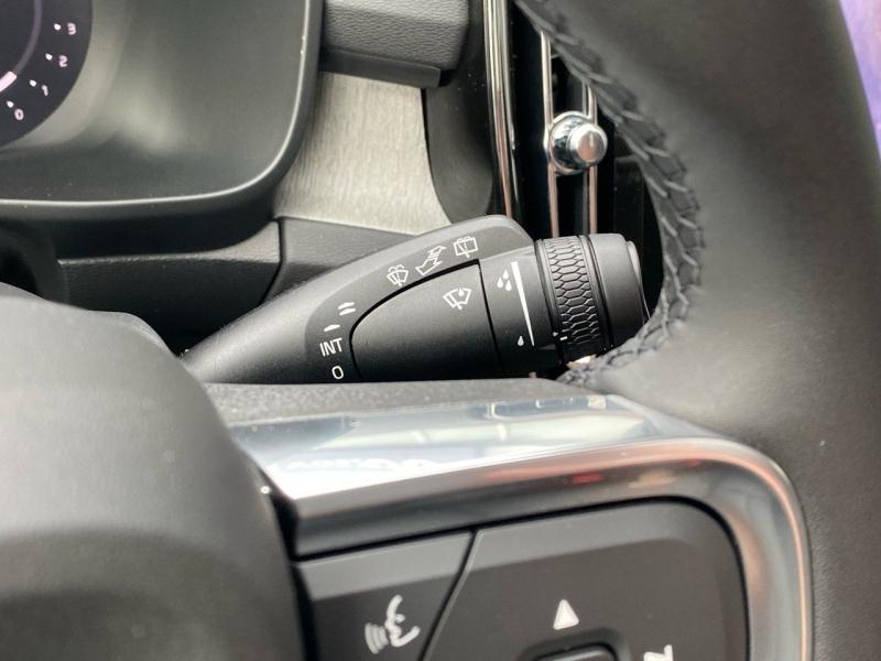 Image VOLVO XC40 B3 163ch Ultra DCT 7