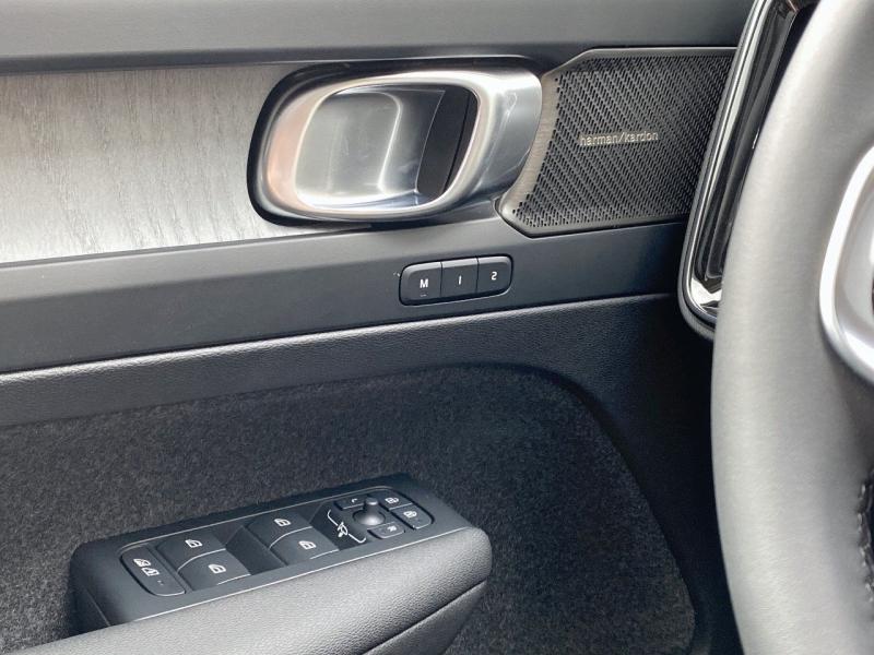 Image VOLVO XC40 B3 163ch Ultra DCT 7