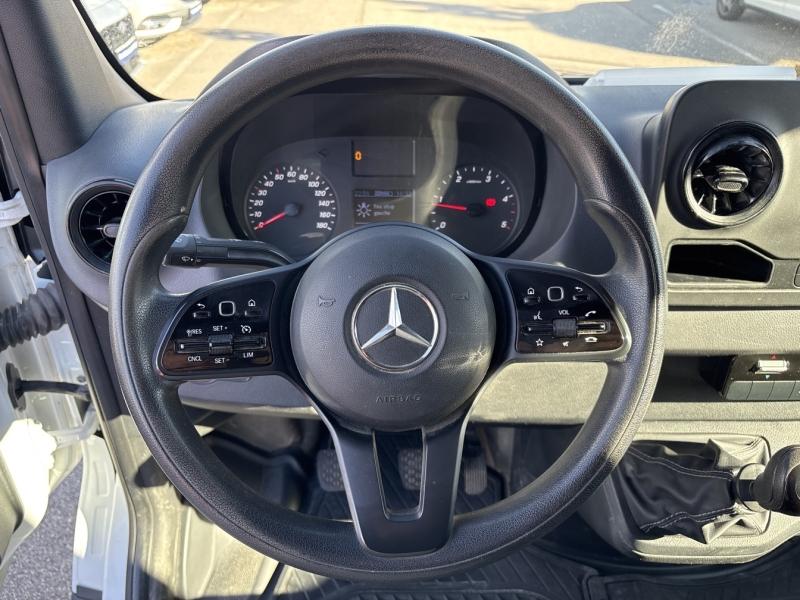Image MERCEDES-BENZ Sprinter Fg 214 CDI 33S 3T0 Traction