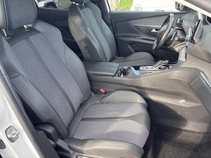 Image PEUGEOT 3008 1.5 BlueHDi 130ch S&S Allure EAT8